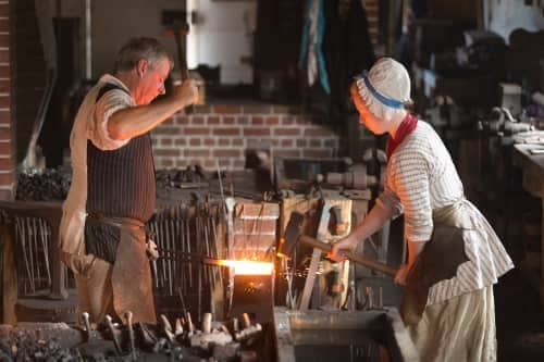 Performers act out what life was like during Revolutionary times at the Colonial Williamsburg