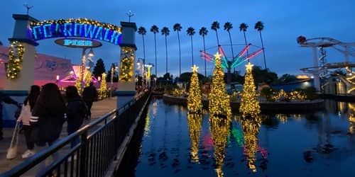 Night view of the boardwalk at Knott's Soak City