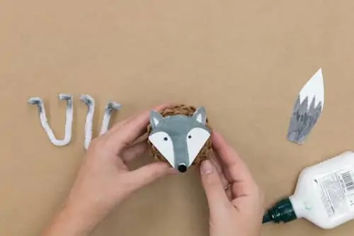 Make Pinecone Crafts and Critters with Lynn Lilly!