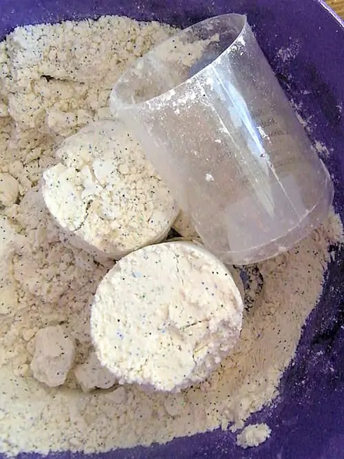 Glitter moon dough recipe