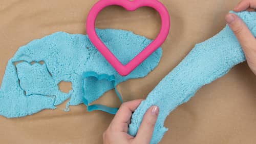 kinetic sand activity