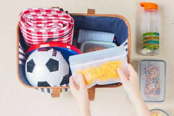 packing for your picnic 2 - How to Pack the Perfect Picnic!