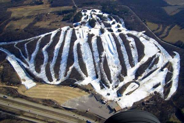 Cascade Mountain is a beautiful ski and snowboard facility