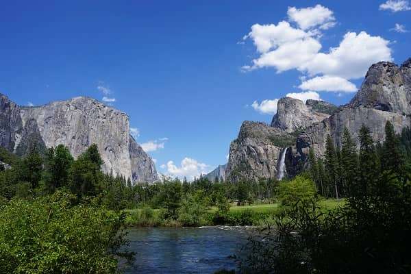 enjoy breathtaking views at Yosemite National Park, California
