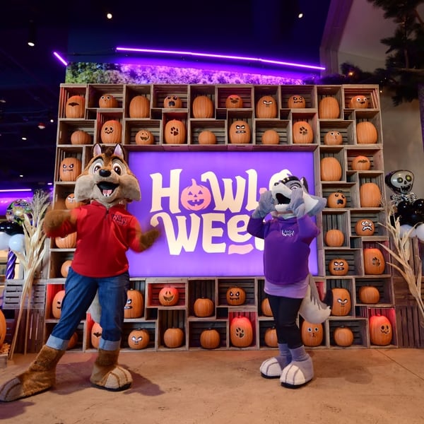 Howl-O-Ween characters at Great Wolf Lodge