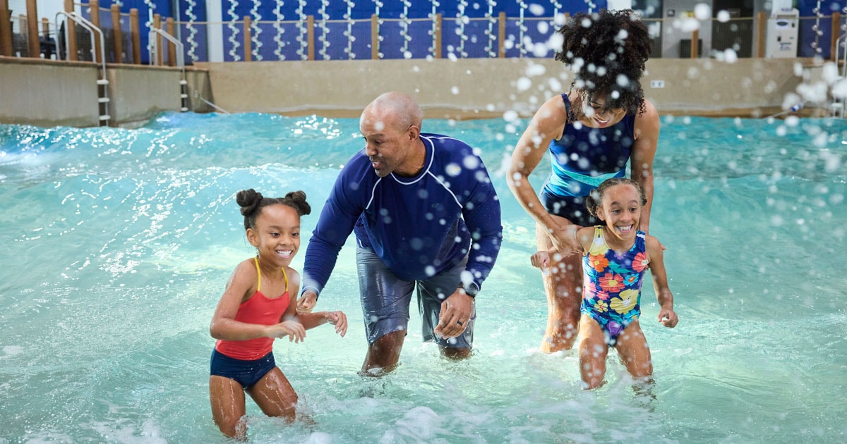 Slap Tail Pond | Indoor Wave Pool | Great Wolf Lodge Baltimore