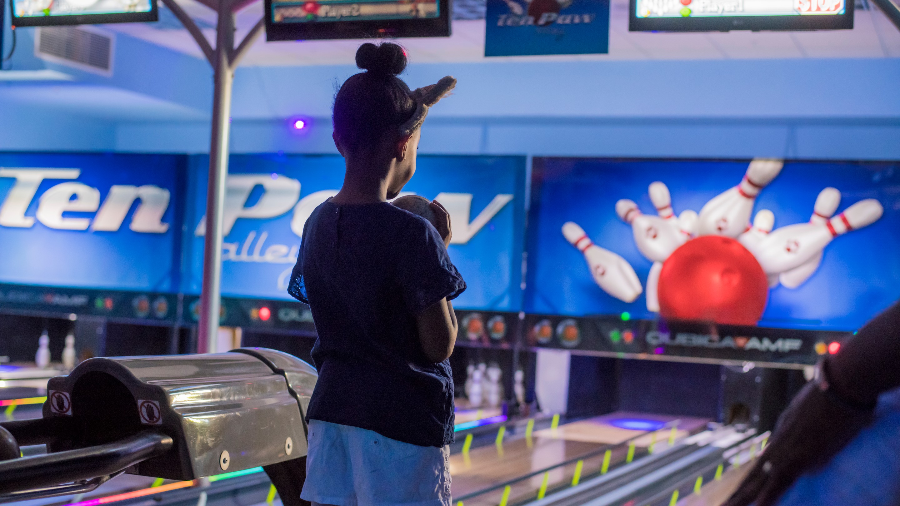 Kids bowling