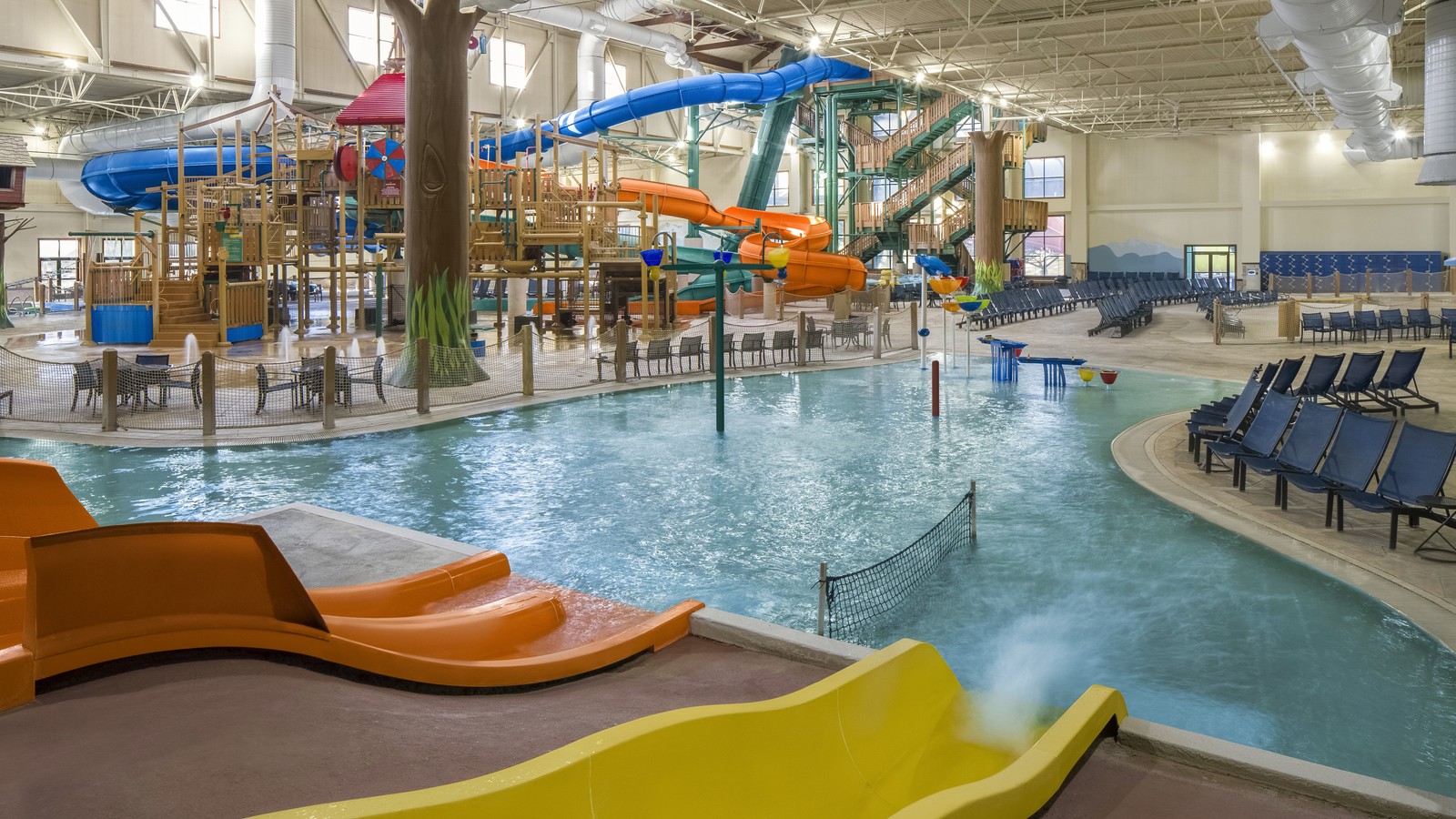view of the Great Wolf Lodge indoor water park in Willamsburg, VA