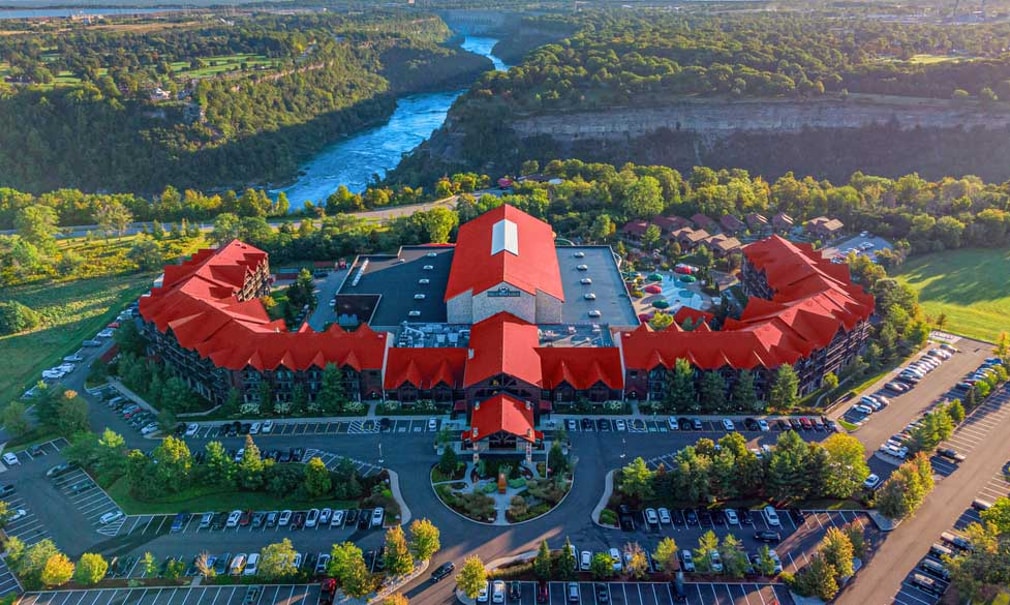 Niagara Falls water park and resort
