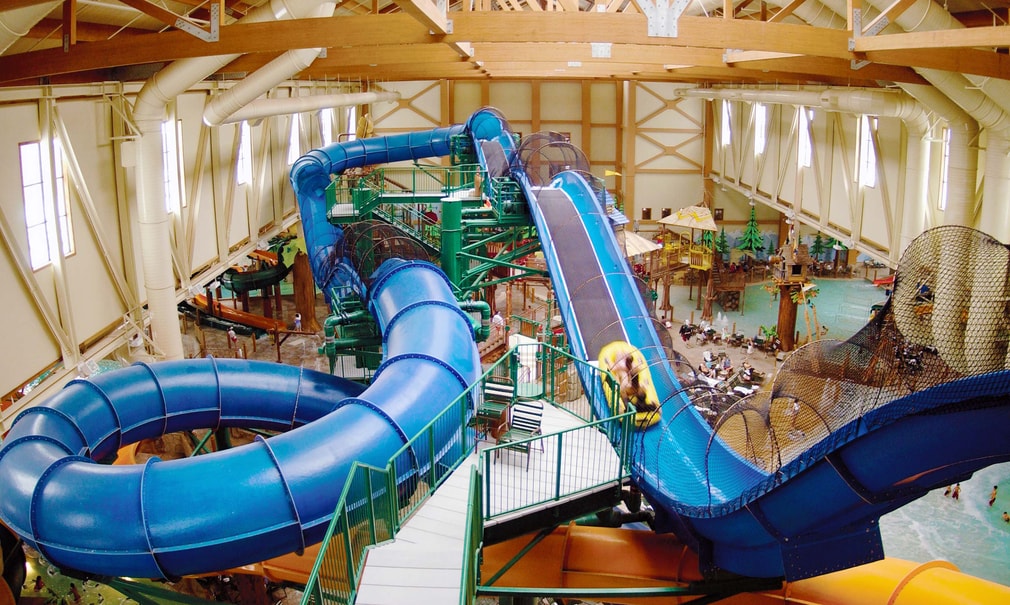 Wide view of the Niagara Rapids Run's multiple tube slides