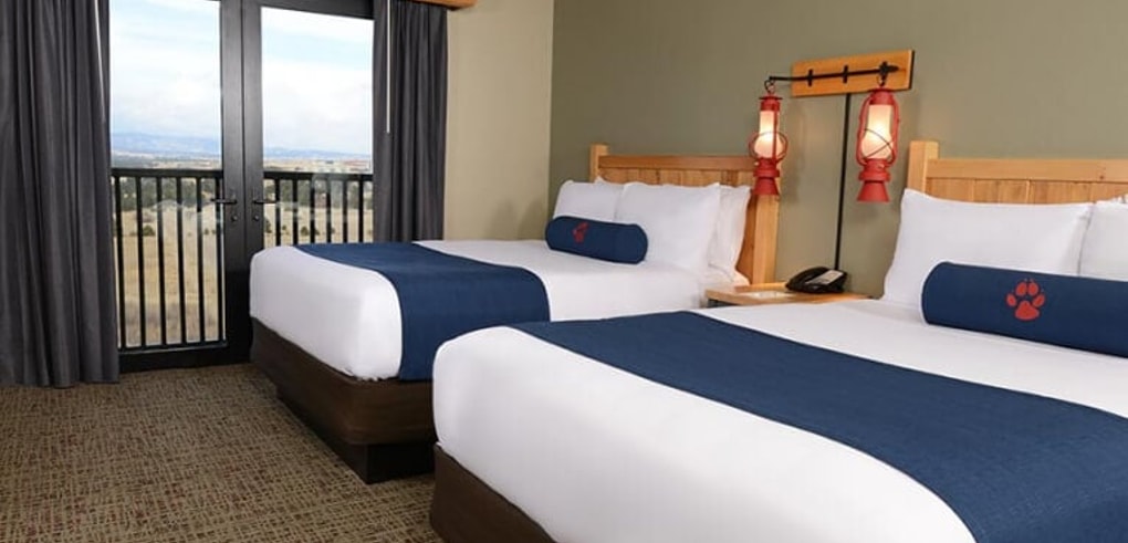 The Royal Wolf Suite