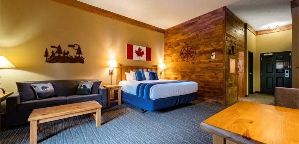 The King Cabin Suite at Great Wolf Lodge Niagara Falls, ON.