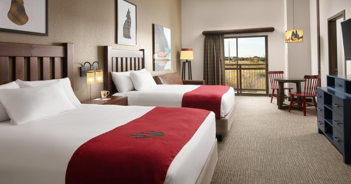 Guest room at Grapevine Great Wolf Lodge