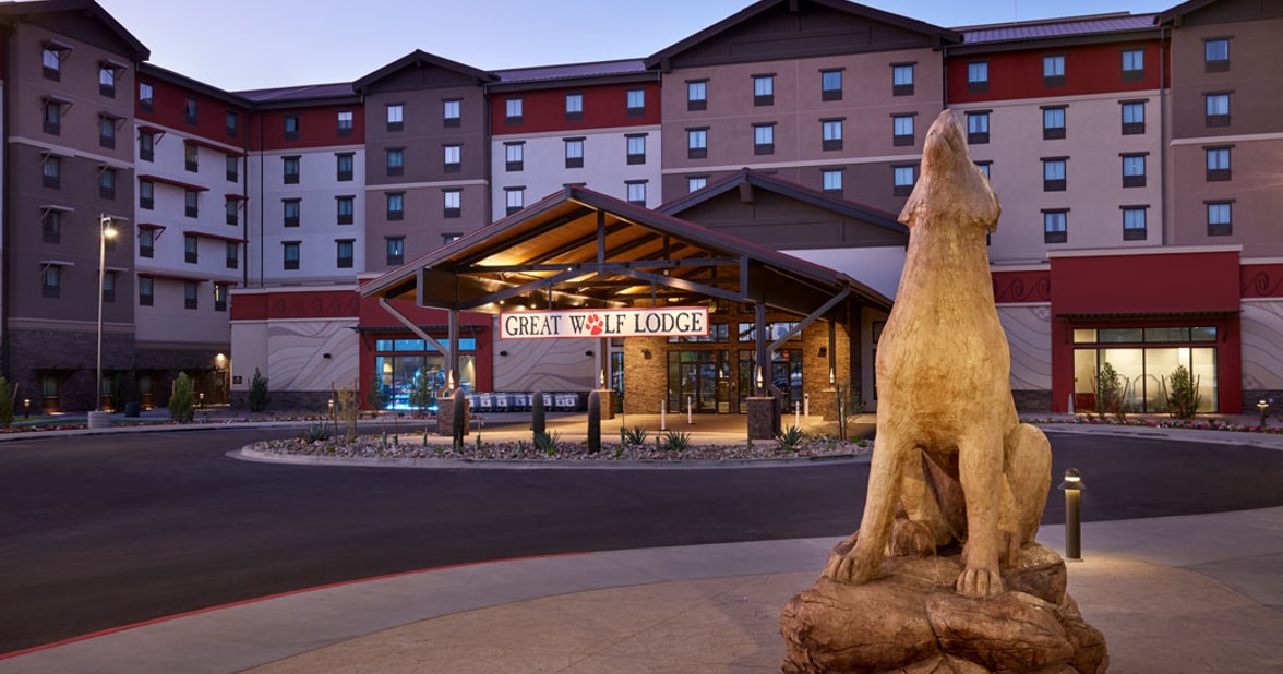exterior of the Arizona lodge