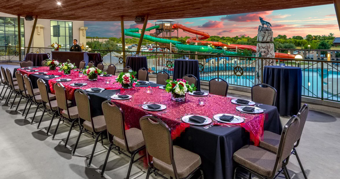Outdoor banquet in Grapevine