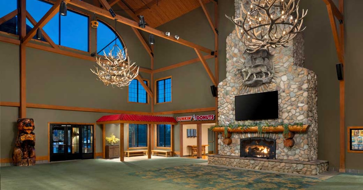 main guest lobby inside waterpark in Sandusky