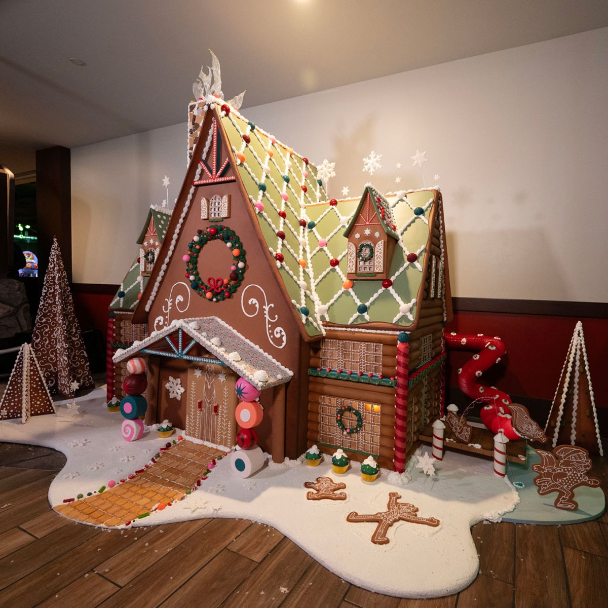 gingerbread house side view maryland