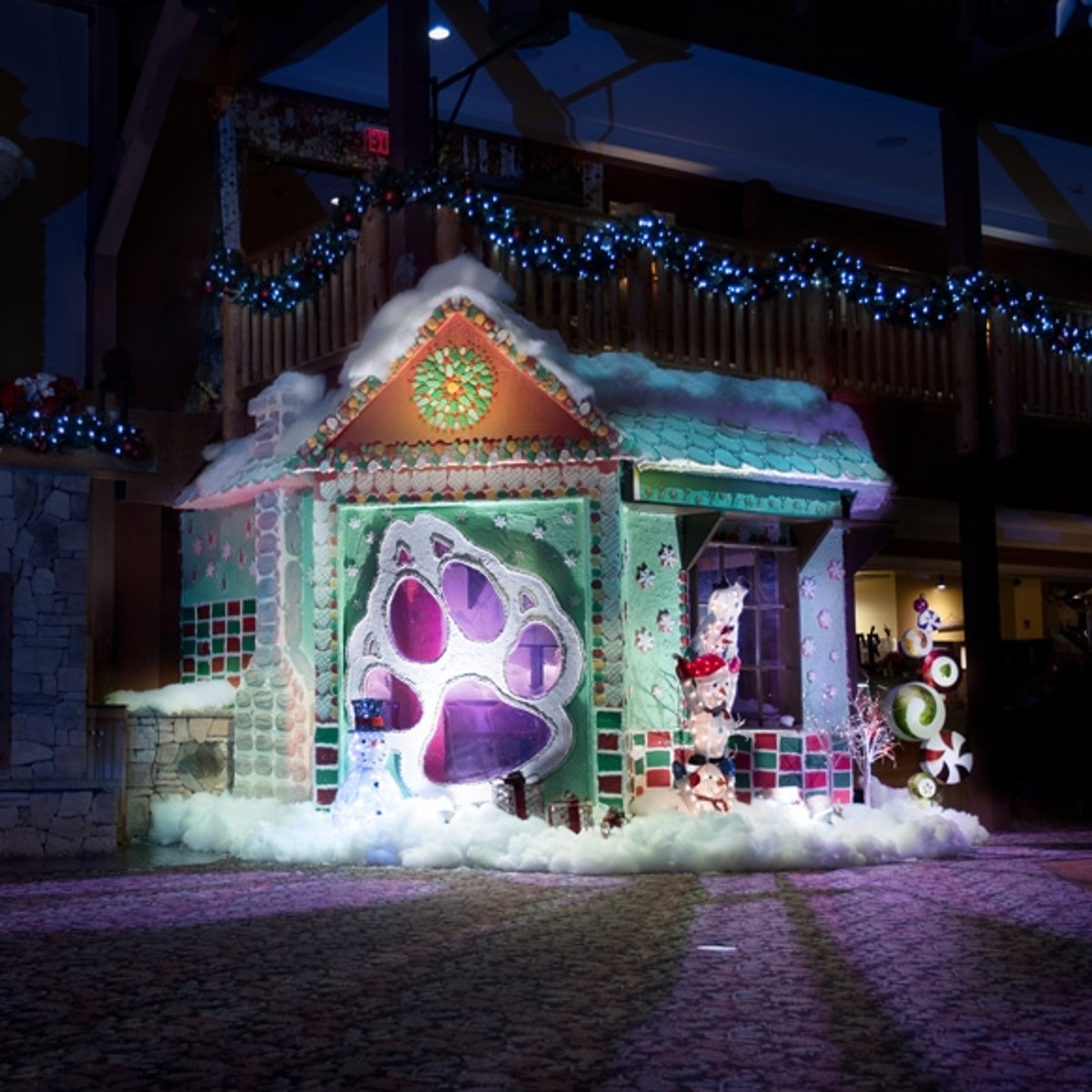 ginger bread house 2022 at great wolf lodge