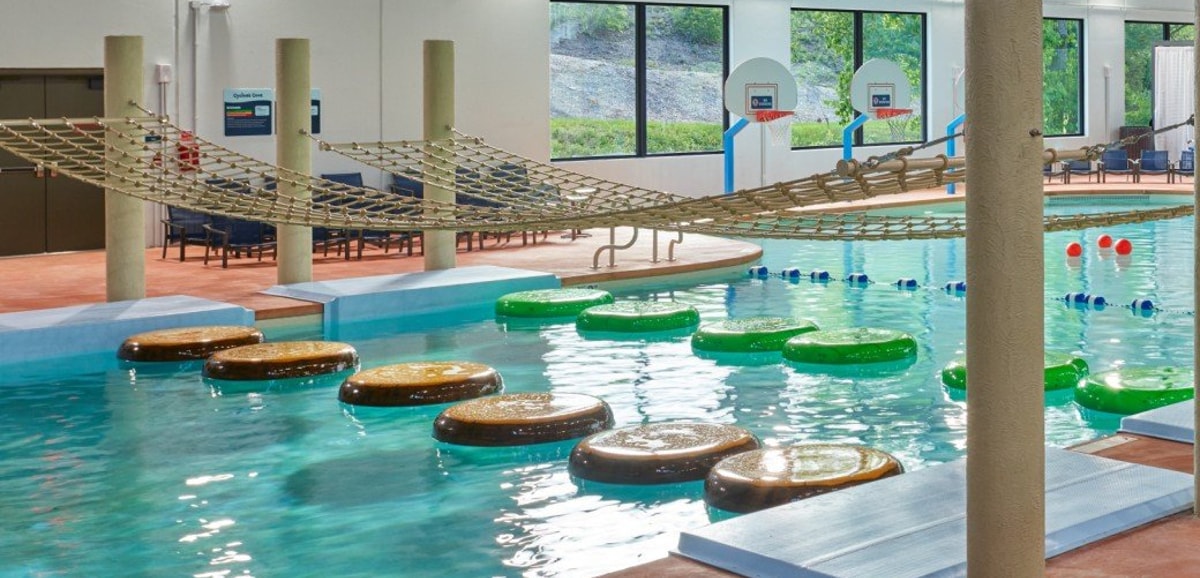 Sports indoor pool at GWL CT