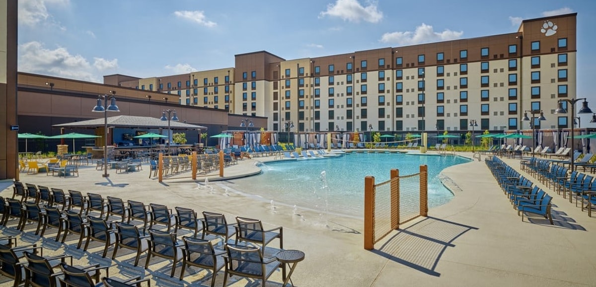 girl swimming under water