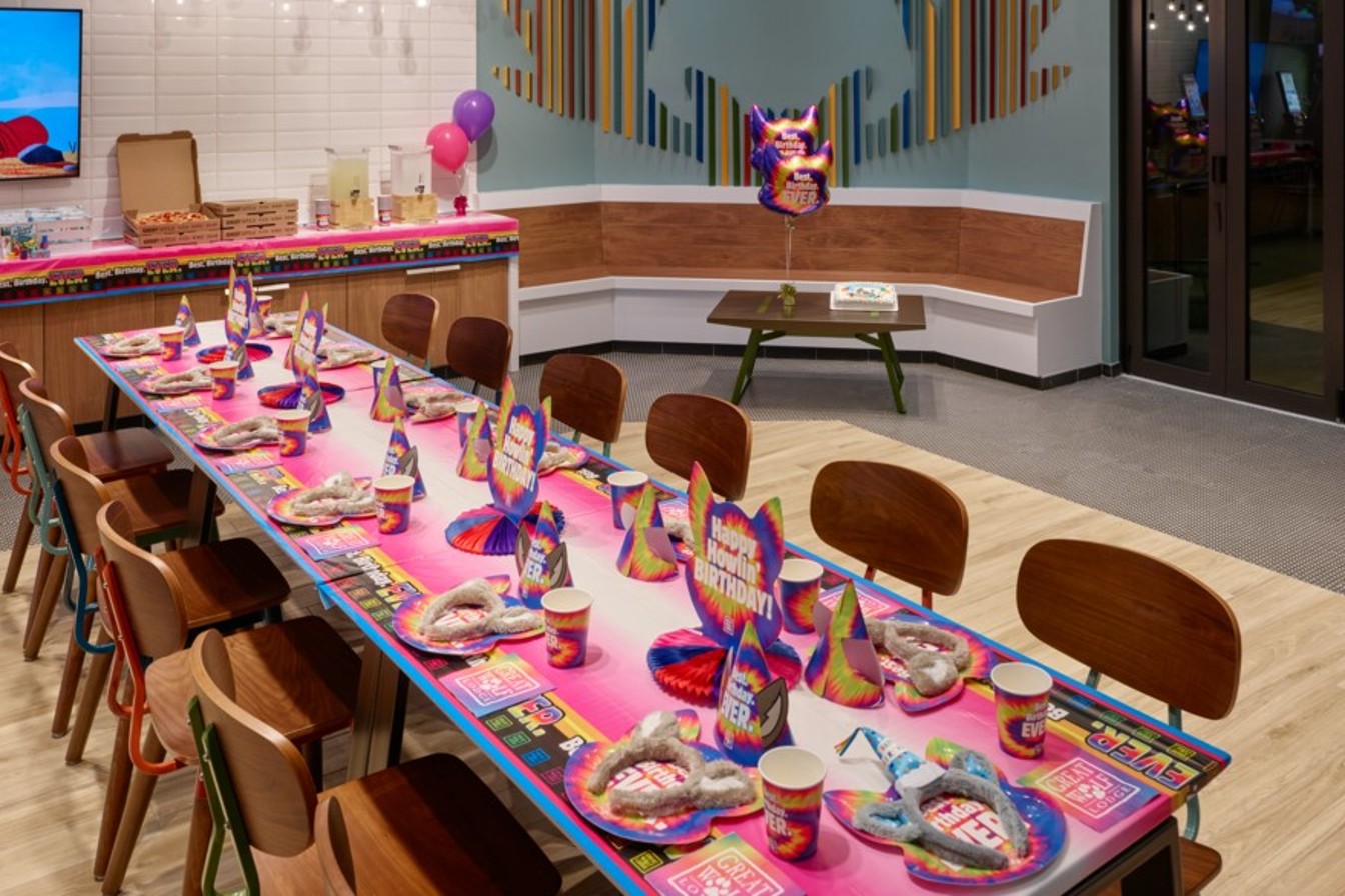 Table set up for birthday party