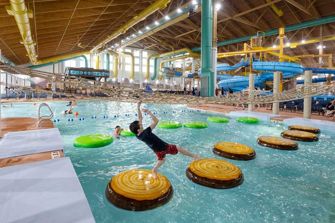 water crossing attraction at waterpark resort in Connecticut
