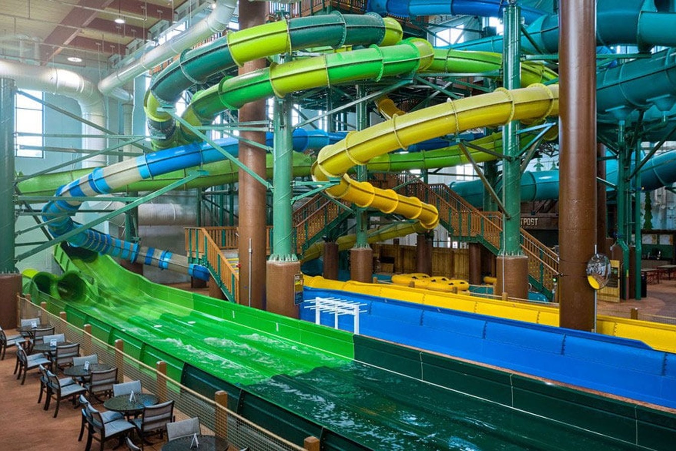 water park racing slides in Connecticut water park resort