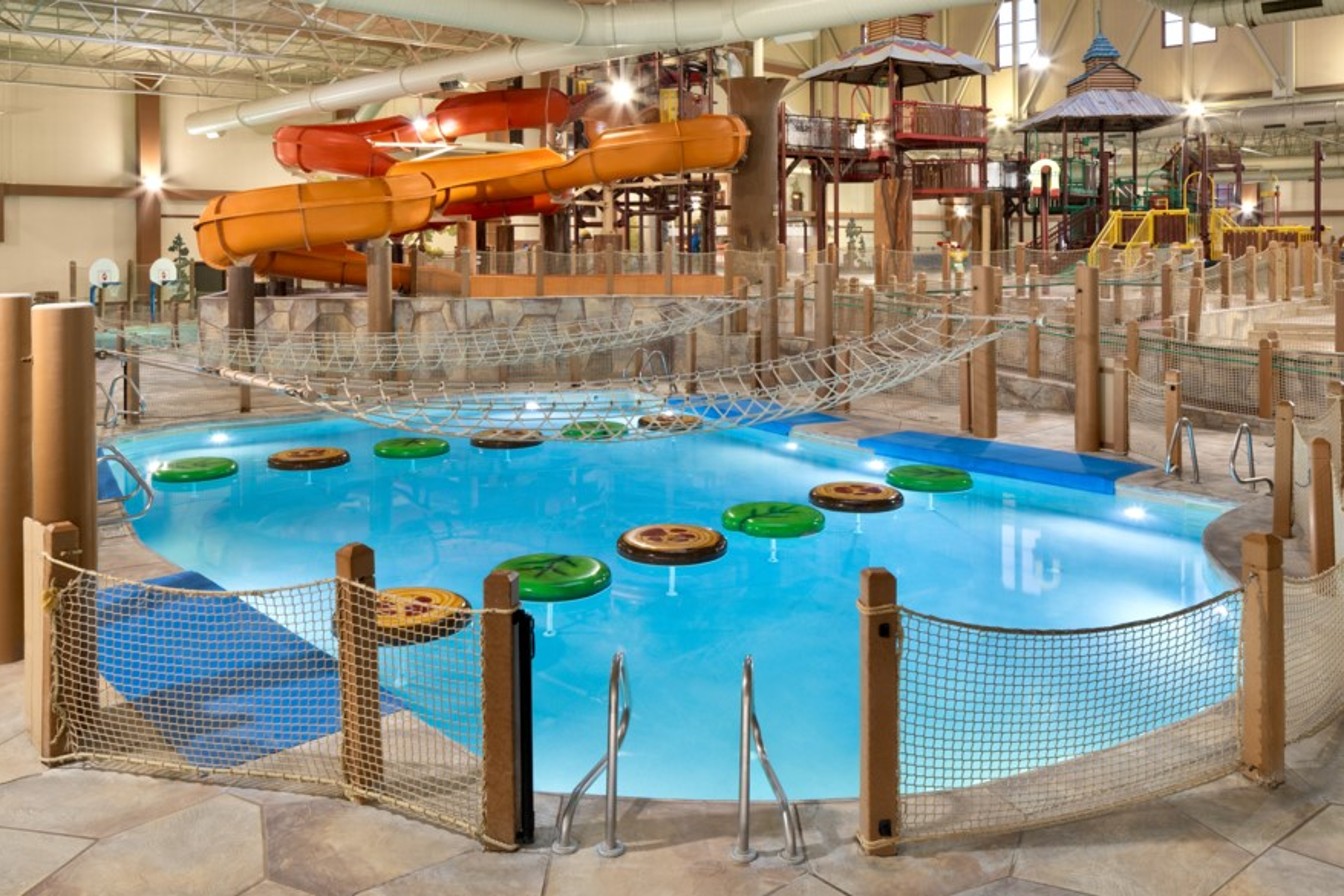 water slides at waterpark in mason