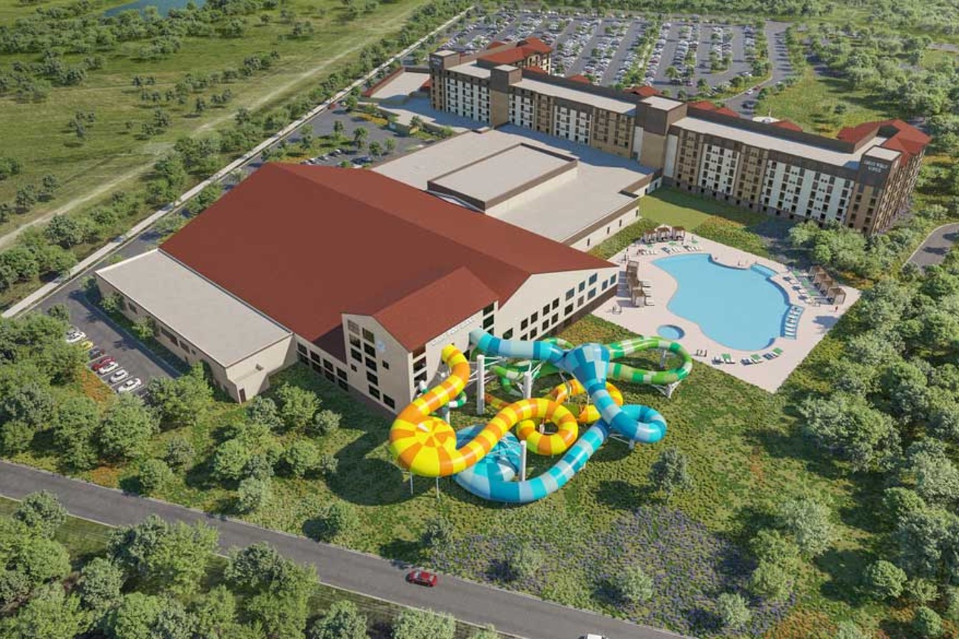 front view of webster waterpark resort