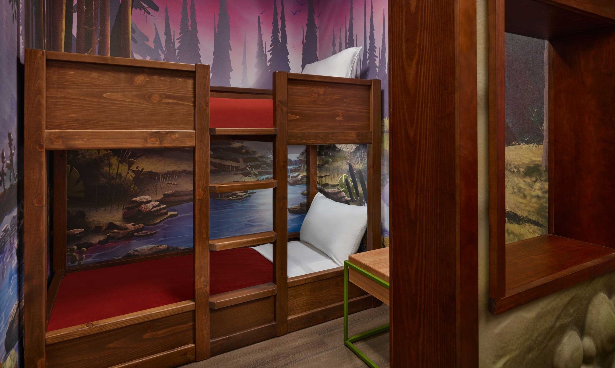 bunks beds in a wolf deb themed suite
