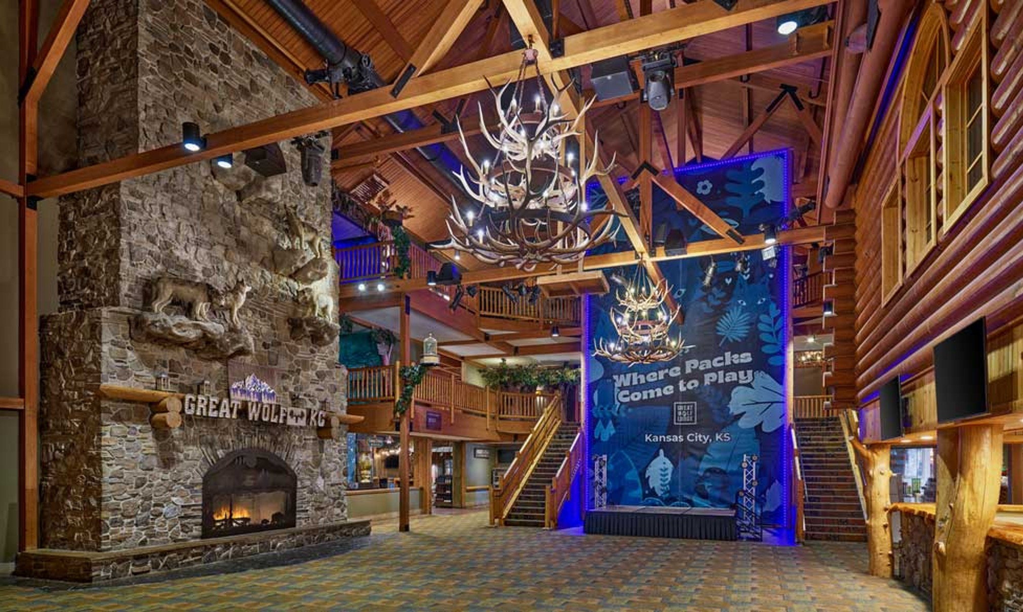 main guest lobby inside waterpark in Kansas City