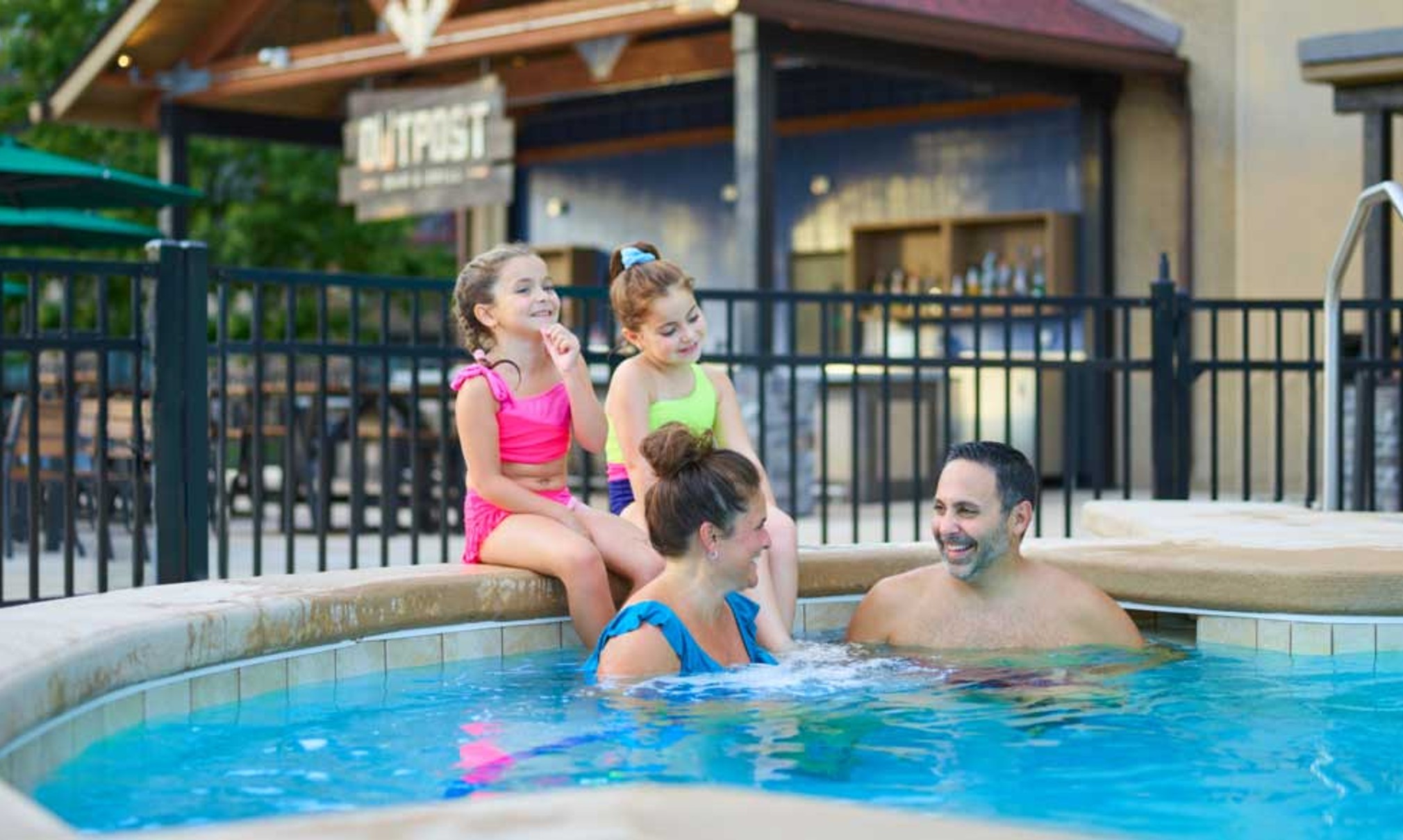 Family relaxin and on the side of the indoor pool 