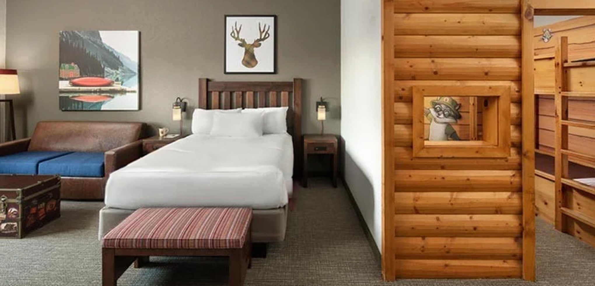 The bed and indoor cabin in the KidCabin Suite