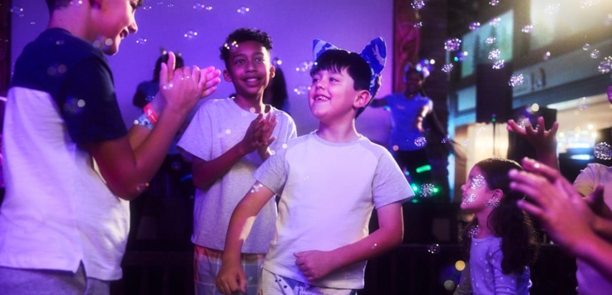Kids dancing