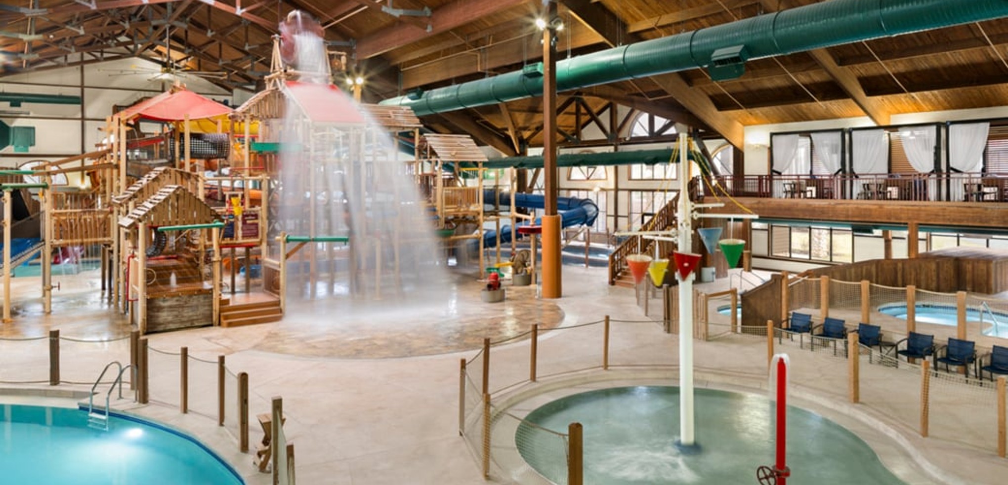 Overview of Great Wolf Lodge Kansas City Fort Mackenzie 
