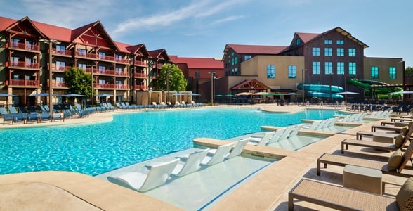 outdoor pool in Poconos
