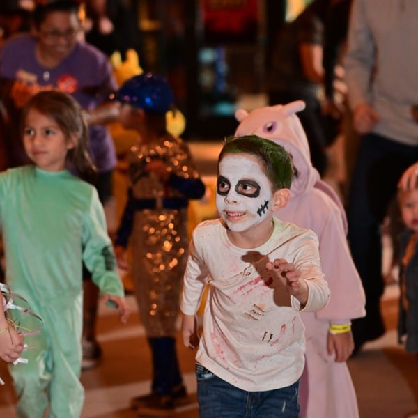 kids in halloween costumes