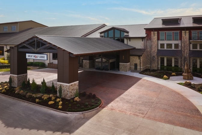 aerial view of grapevine waterpark resort