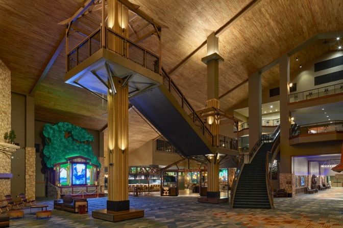 entrance lobby at resort in grapevine