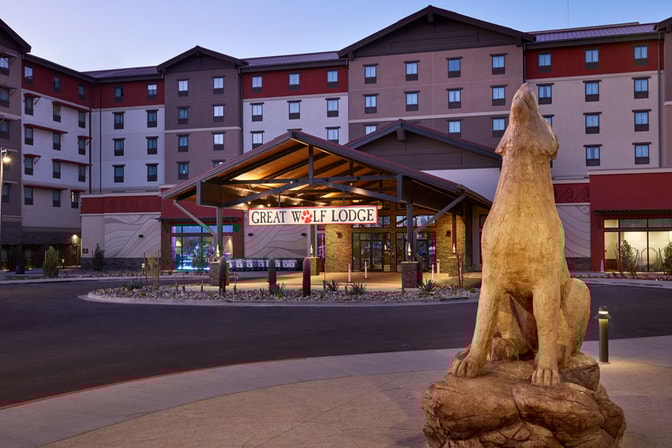 exterior of the Arizona lodge