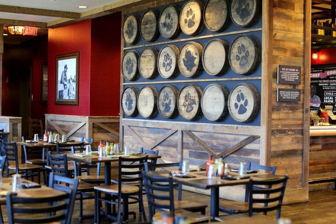 Barnwood Dining outlet in colorado