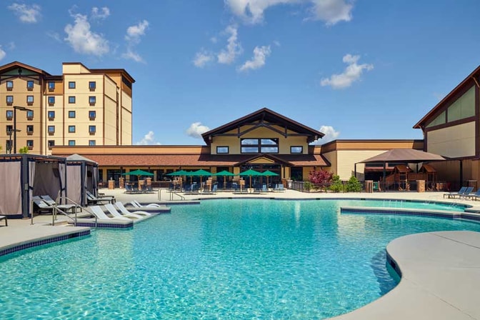 Outdoor pool in atlanta georgia