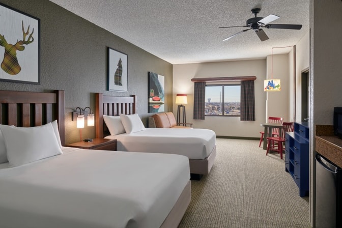 Guest room at Grapevine Great Wolf Lodge