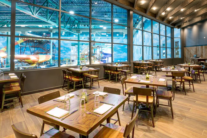 Barnwood dining outlet in Chicago