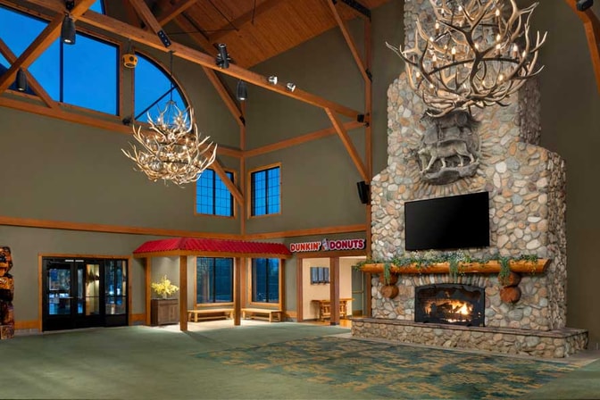 main guest lobby inside waterpark in Sandusky