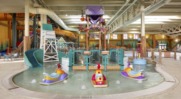Cub Paw Pool at Great Wolf Lodge Wisconsin Dells