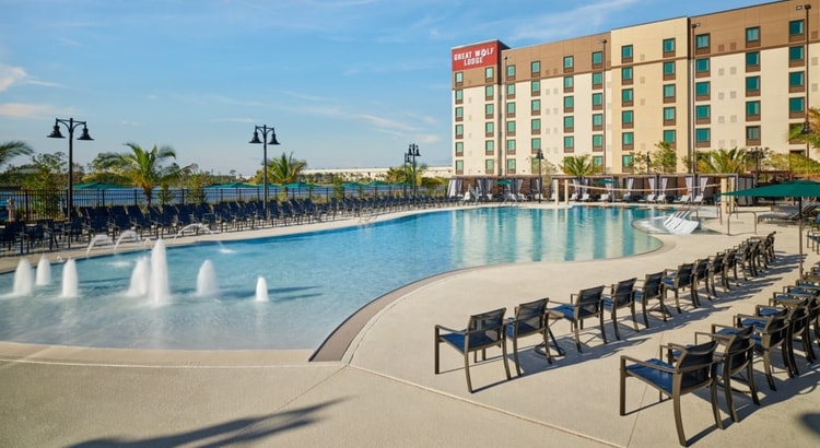 Naples outdoor pool