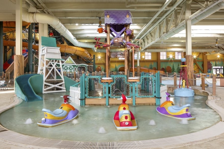 Cub Paw Pool at Great Wolf Lodge Wisconsin Dells