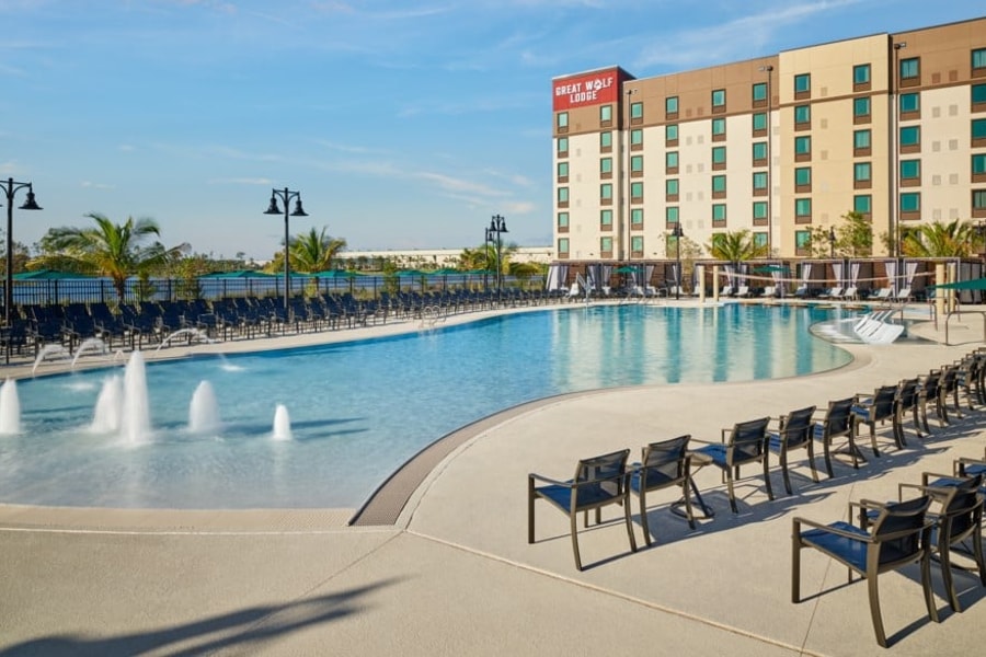 Naples outdoor pool