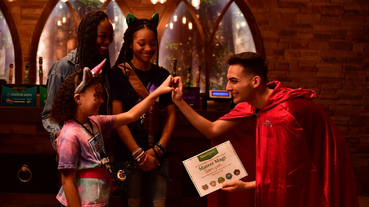 Girl receiving Master Magi certificate at Great Wolf Lodge